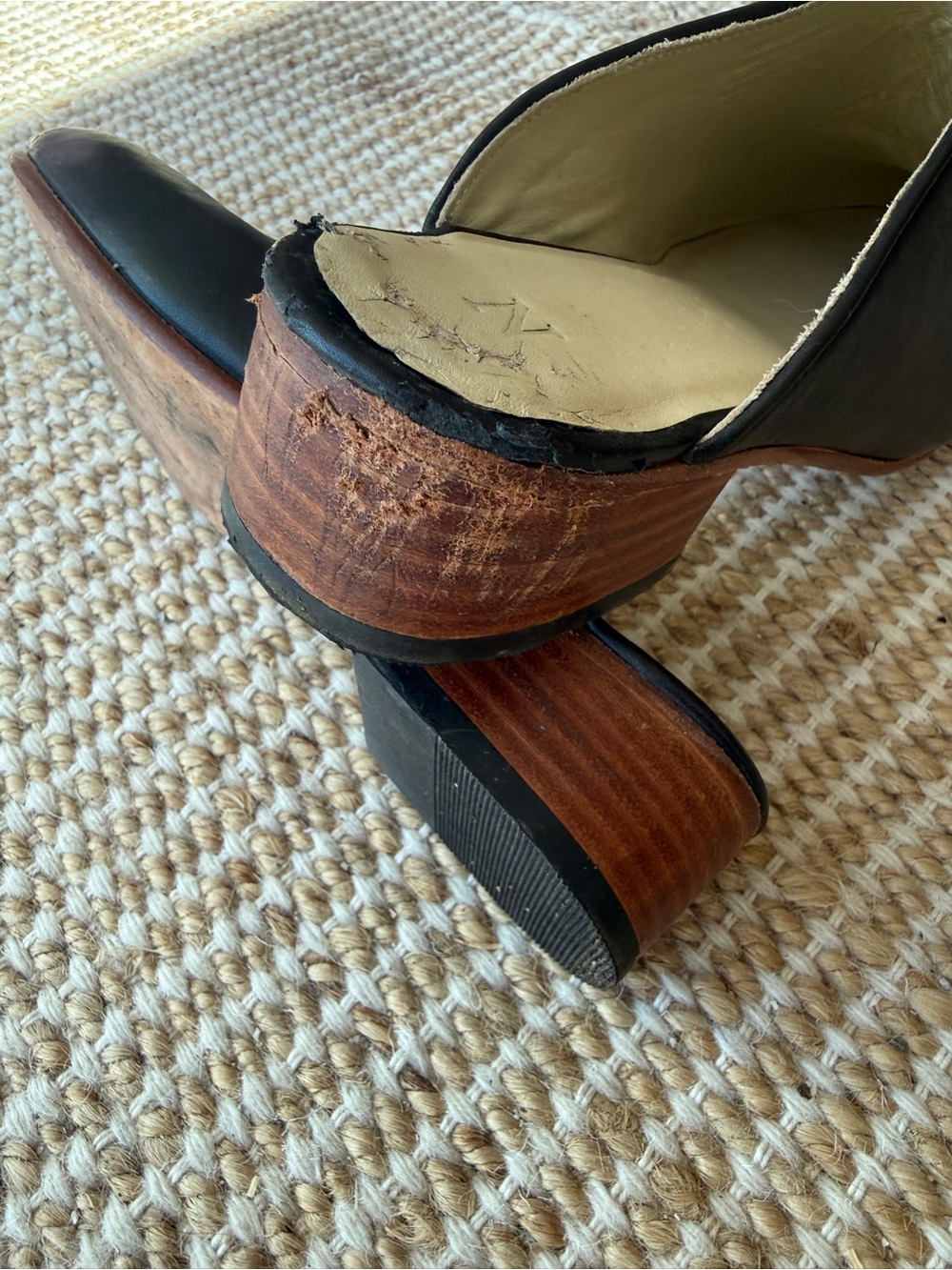 Nisolo Mariella Black Leather Slip-On Mules - 9 - Flaw - Picture 6 of 7